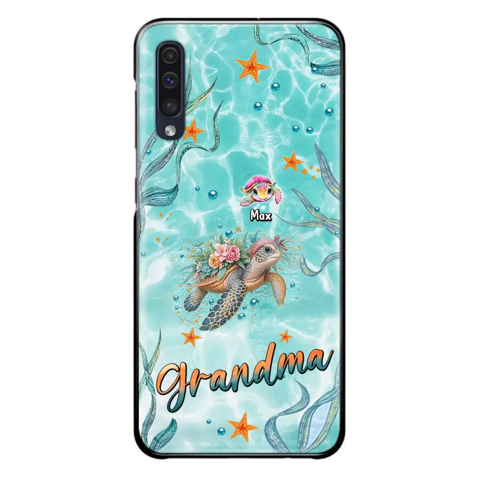 Custom Personalized Grandma Ocean Turtles Phone Case - Gift Idea For Grandma/ Mom - Up to 10 Kids - Case For iPhone/ Samsung