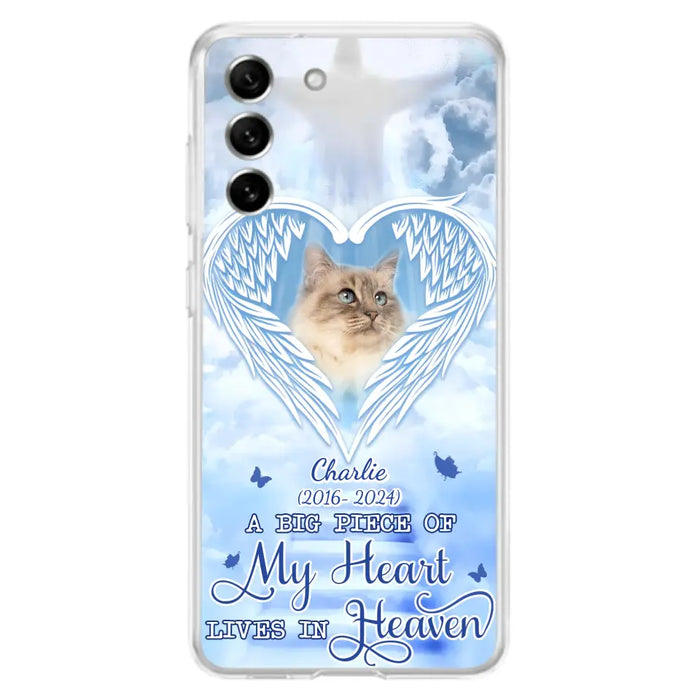 Custom Personalized Memorial Pet Phone Case - Upload Photo - Memorial Gift Idea For Pet Owner - A Big Piece Of My Heart Lives In Heaven - Case For iPhone/ Samsung