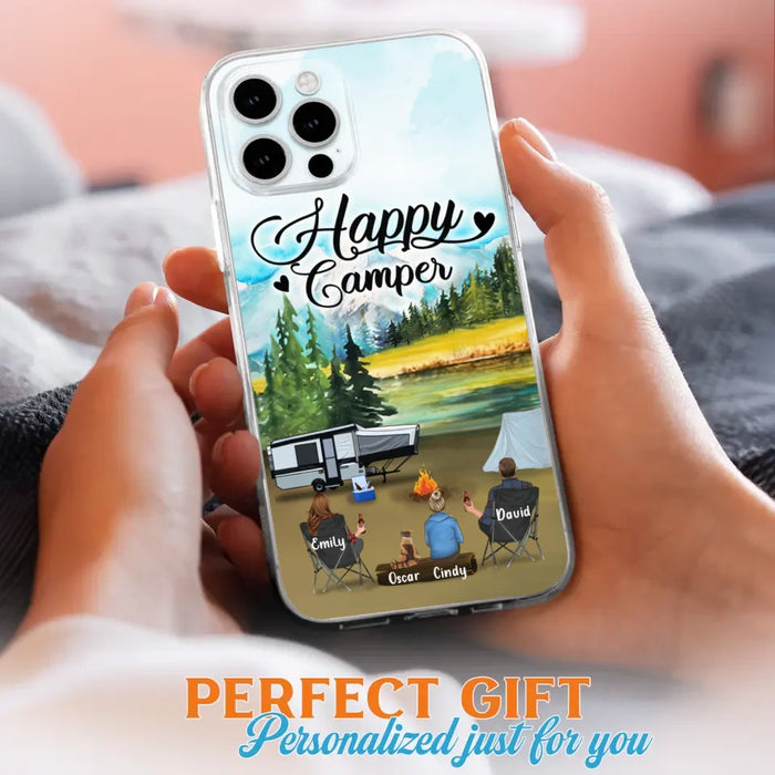 Custom Personalized Camping Phone Case - Parents With 1 Kid And 1 Pet - Best Gift For Family - Happy Camper - Case For iPhone And Samsung