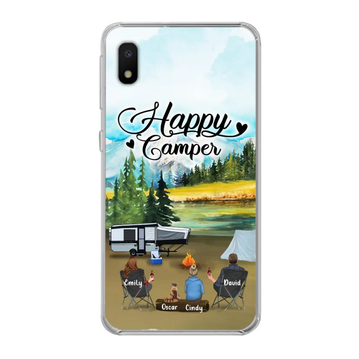 Custom Personalized Camping Phone Case - Parents With 1 Kid And 1 Pet - Best Gift For Family - Happy Camper - Case For iPhone And Samsung