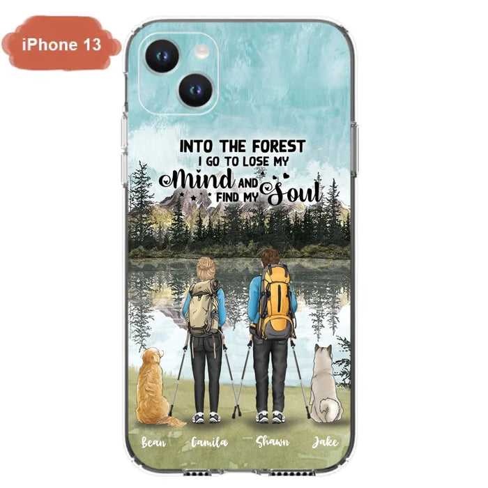 Custom Personalized Hiking Couple With Dogs Phone Case - Couple With Upto 2 Pets - Case For iPhone and Samsung - Q67GXN