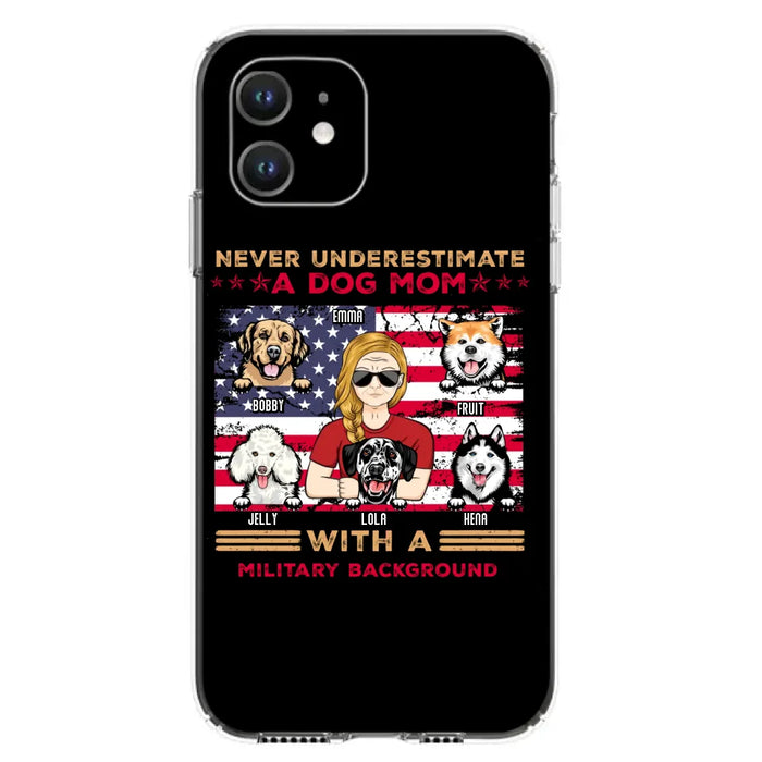 Custom Personalized Dog Mom Phone Case - Upto 5 Dogs - Gift Idea For Mother's Day/ Dog Lover - Never Underestimate A Dog Mom With A Military Background - Case For iPhone And Samsung