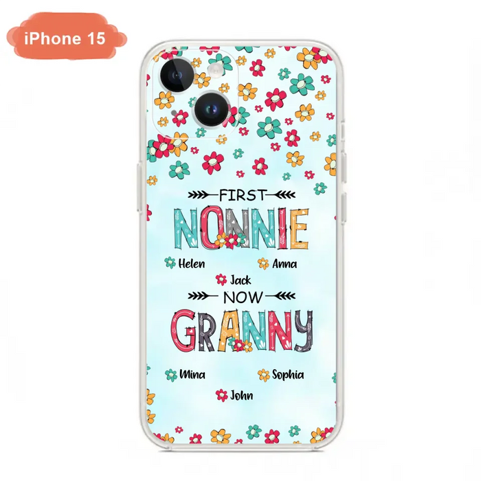 Custom Personalized Grandma Phone Case - Upto 4 Kids And 8 Grandkids - Mother's Day Gift Idea for Grandma - First Mom Now Nana Kid And Grandkids Flower Pattern - Case For iPhone And Samsung