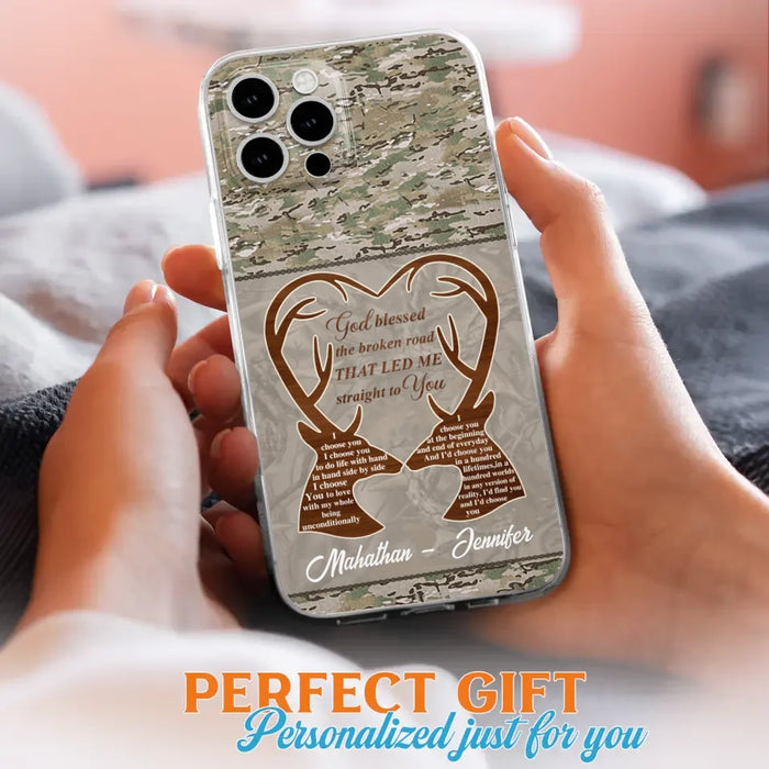 Custom Personalized Deer Hunting Heart Phone Case - Gift Idea For Couple - God Blessed The Broken Road That Led Me Straight To You - Case For iPhone And Samsung