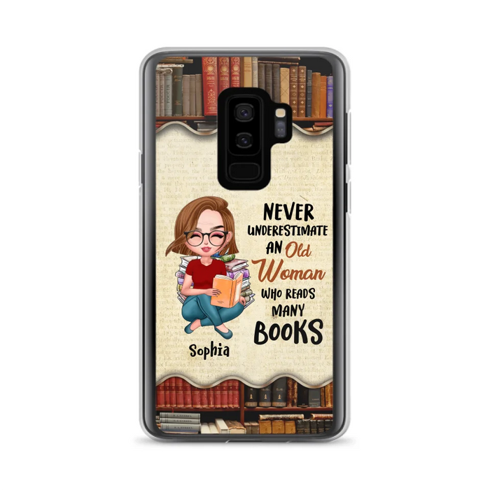 Custom Personalized Old Woman Books Phone Case -  Gift Idea For Books Lover - Case For iPhone And Samsung