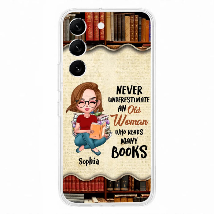 Custom Personalized Old Woman Books Phone Case -  Gift Idea For Books Lover - Case For iPhone And Samsung