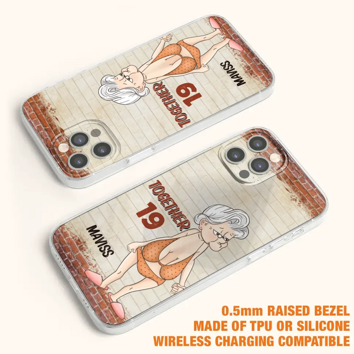 Custom Personalized Old Couple Phone Case - Gift Idea For Old Couple - Gift For Him/Her - Case For iPhone And Samsung