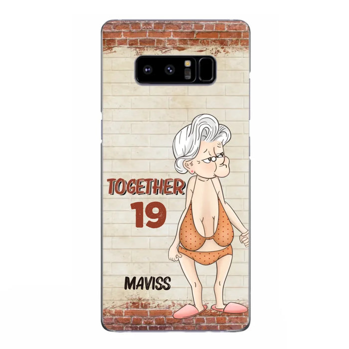 Custom Personalized Old Couple Phone Case - Gift Idea For Old Couple - Gift For Him/Her - Case For iPhone And Samsung