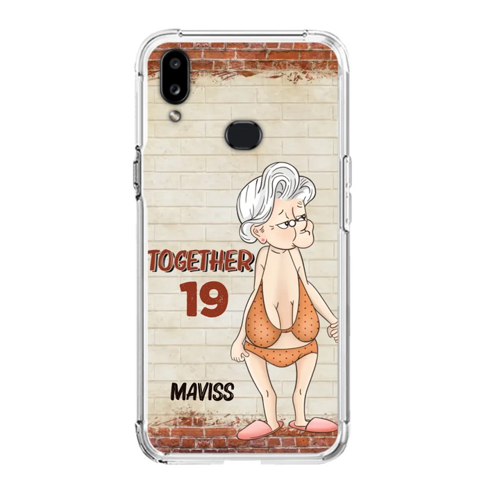 Custom Personalized Old Couple Phone Case - Gift Idea For Old Couple - Gift For Him/Her - Case For iPhone And Samsung