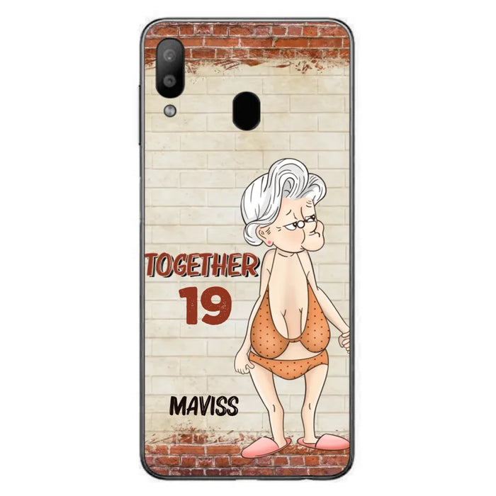 Custom Personalized Old Couple Phone Case - Gift Idea For Old Couple - Gift For Him/Her - Case For iPhone And Samsung