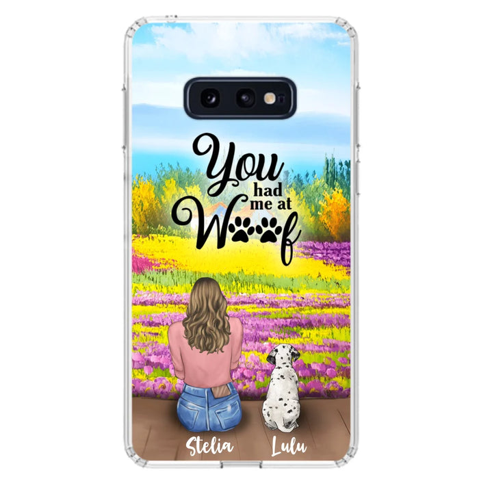 Custom Personalized Dog Mom With Flowers Background Phone Case - Gifts For Dog Lovers With Upto 4 Dogs - You Had Me At Woof - Case For iPhone, Samsung And Xiaomi - L4E2ZU