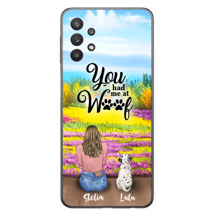 Custom Personalized Dog Mom With Flowers Background Phone Case - Gifts For Dog Lovers With Upto 4 Dogs - You Had Me At Woof - Case For iPhone, Samsung And Xiaomi - L4E2ZU