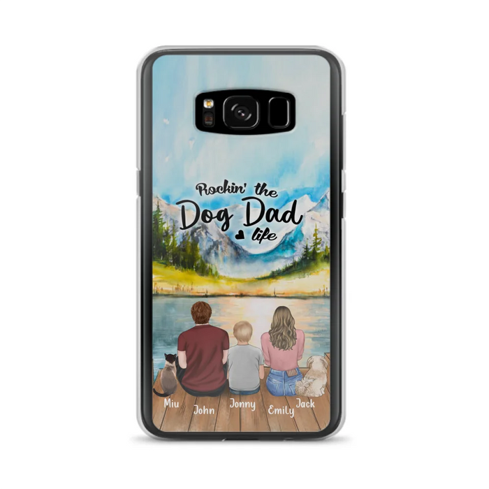 Custom Personalized Pet Couple Phone Case - Parent With 1 Kid And 2 Pets - Case For iPhone And Samsung