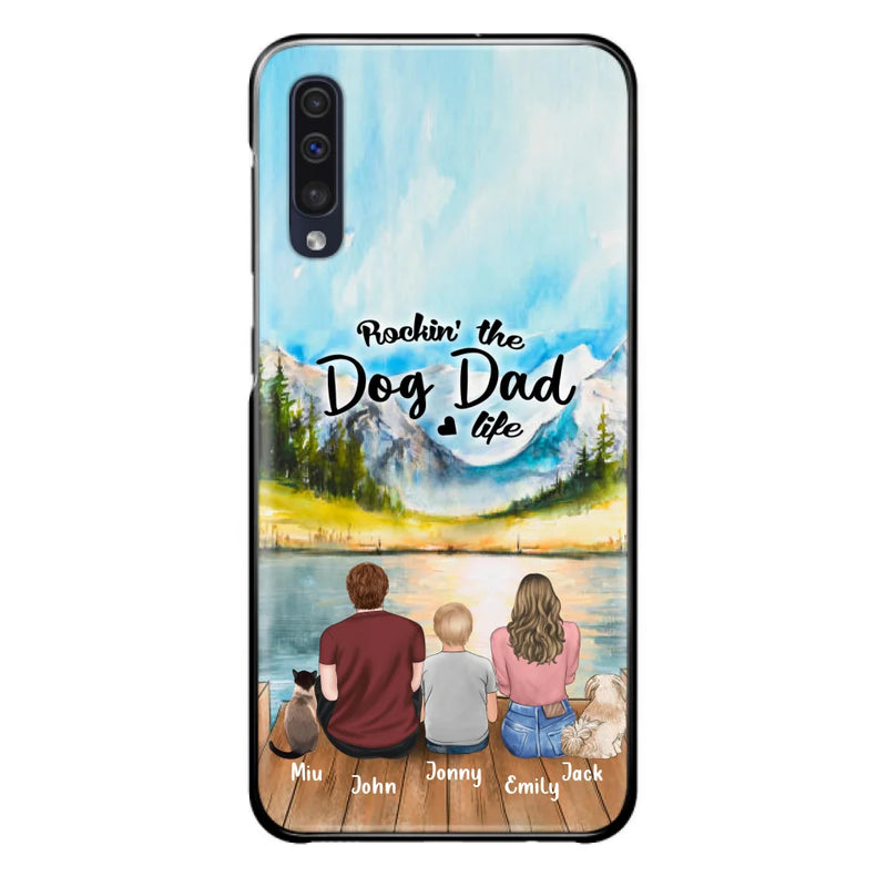 Personalized Pet Couple Phone Case - Parent With 1 Kid And 2 Pets - Case For iPhone And Samsung