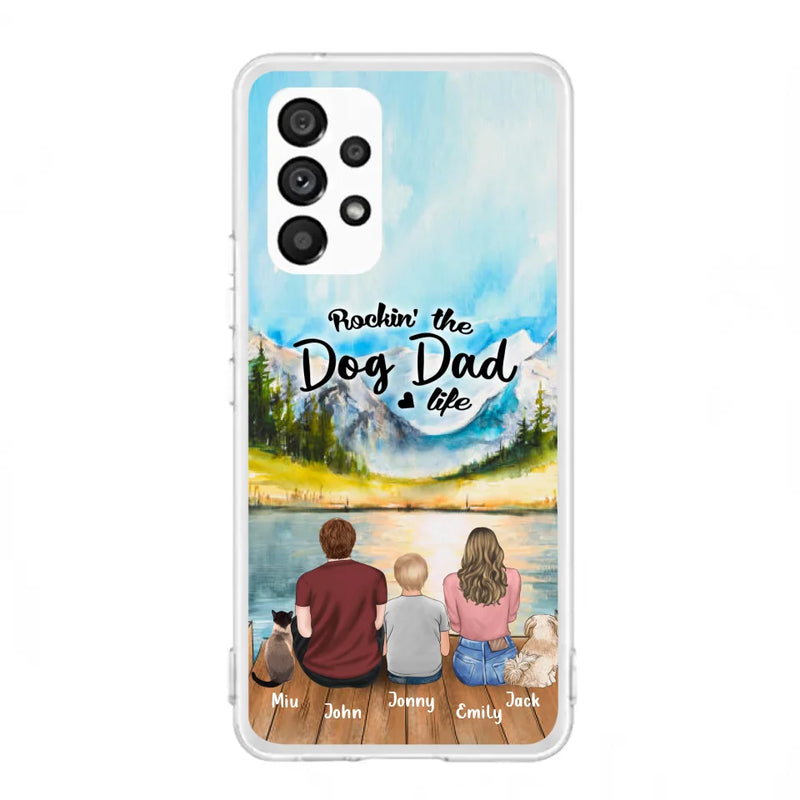 Personalized Pet Couple Phone Case - Parent With 1 Kid And 2 Pets - Case For iPhone And Samsung