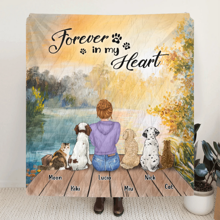 Personalized Mother's Day Gift For Dog Mom, Cat Lovers - Mom With Up To 5 Pets Quilt Blanket - I Love You To The Moon & Back - CMNG3Y