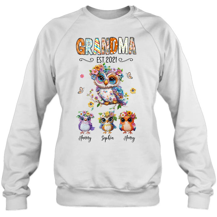 Personalized Owl Grandma Embroidered Effect Design Shirt - Up to 6 Kids - Mother's Day Gift Idea for Grandma & Mom