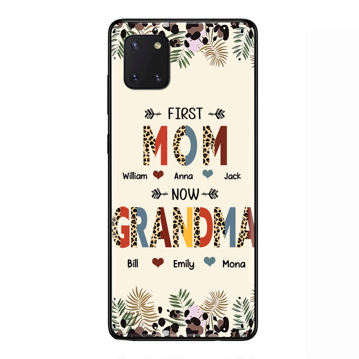 Custom Personalized Grandma Phone Case - Gift Idea For Grandma/Mom/ Mother's Day - Up to 6 Kids And 12 Grandkids - First Mom Now Grandma - Case For iPhone And Samsung