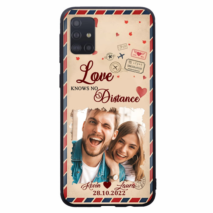 Custom Personalized Couple Phone Case - Gift Idea For Couple/ Valentines Day - Upload Photo - Love Knows No Distance - Case For iPhone/ Samsung