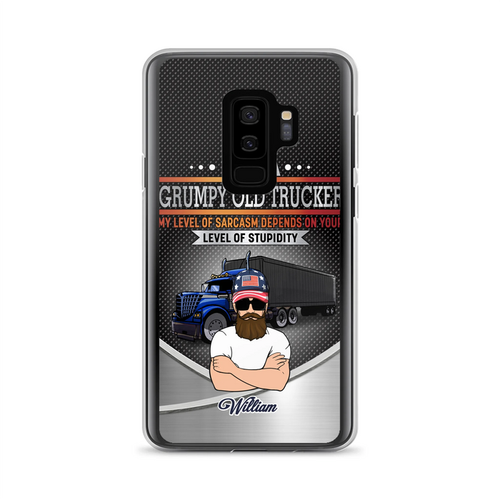 Custom Personalized Old Trucker Phone Case - Father's Day Gift Idea for Trucker - I'm A Grumpy Old Trucker - Case for iPhone/Samsung