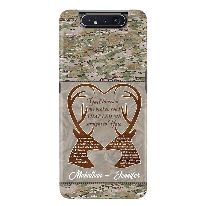 Custom Personalized Deer Hunting Heart Phone Case - Gift Idea For Couple - God Blessed The Broken Road That Led Me Straight To You - Case For iPhone And Samsung