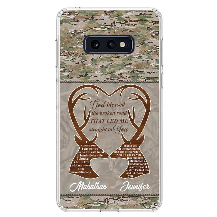Custom Personalized Deer Hunting Heart Phone Case - Gift Idea For Couple - God Blessed The Broken Road That Led Me Straight To You - Case For iPhone And Samsung